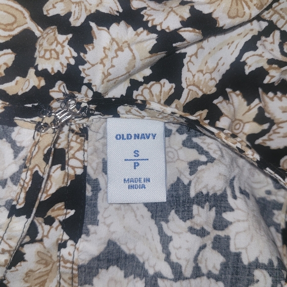 Old Navy Floral Print Black and Cream Tank Top S - Picture 6 of 6